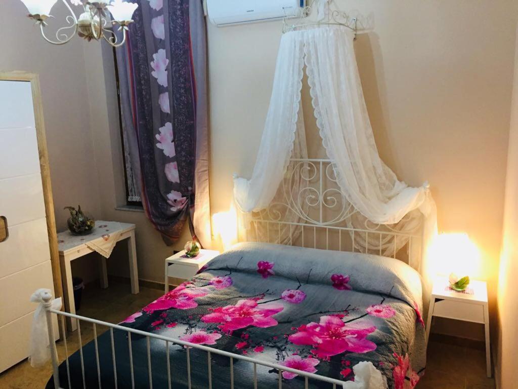 Il Mandarino Bed & Breakfast Decimomannu Екстериор снимка